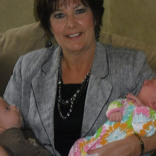 Suzanne Larson Photo 33