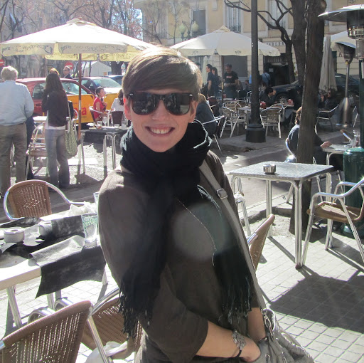 Elizabeth Roberts Photo 51