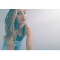 Hannah Weir Photo 19