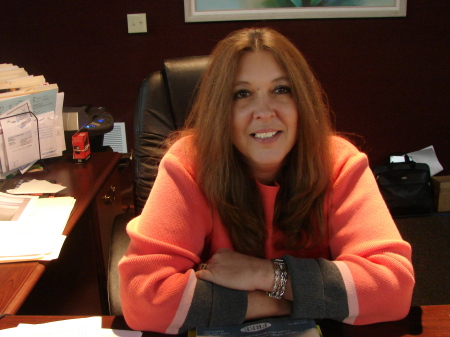 Veronica Douglas Photo 28