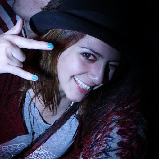 Amy Power Photo 14
