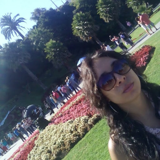 Carolina Ruiz Photo 36