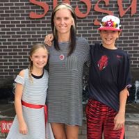 Kristin Bowman Photo 37