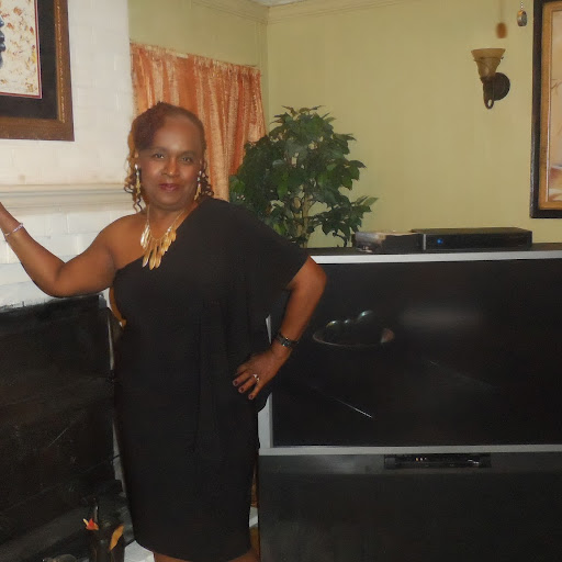 Cynthia Ingram Photo 17