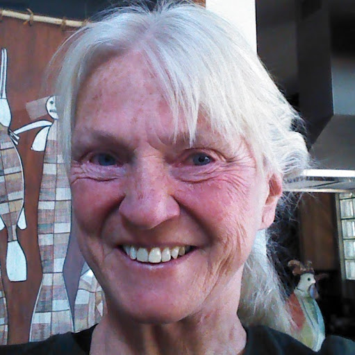 Linnea Simons Photo 3