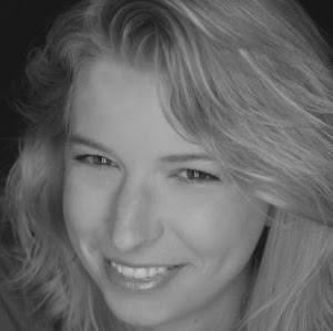 Nicole Heinz Photo 12