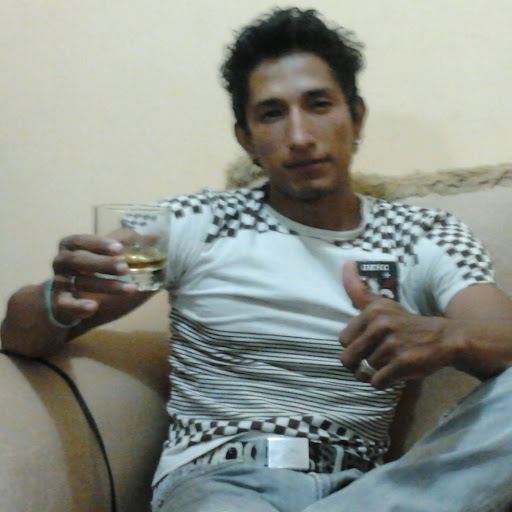 Alfonso Lucas Photo 12