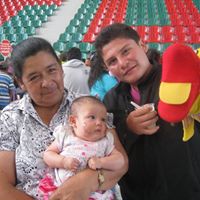 Lucia Parada Photo 14