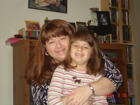 Laura Simmons Photo 30