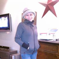 Andrea Theriault Photo 17