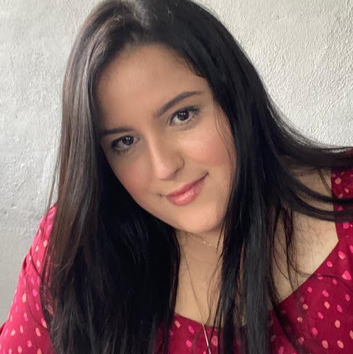 Stephanie Souza Photo 18
