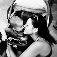 Melissa Reynolds Photo 22