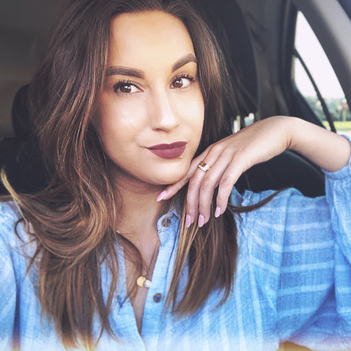 Victoria Castro Photo 23