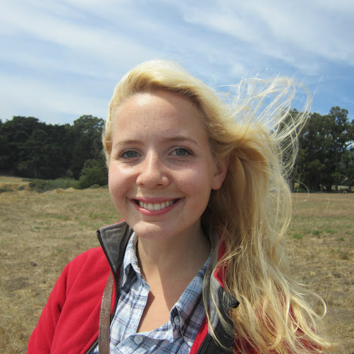 Laura Short Photo 31