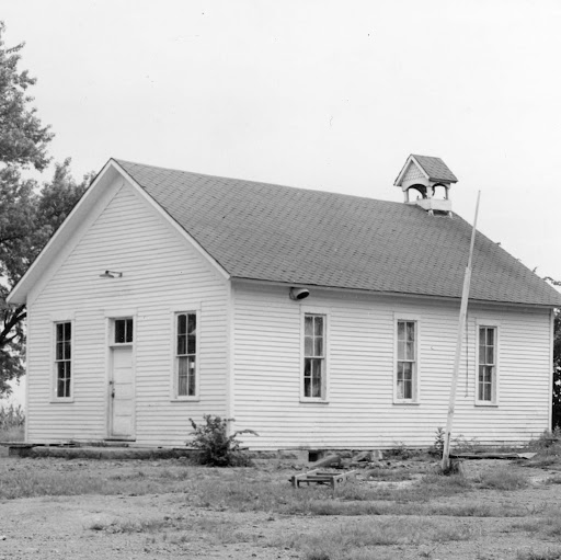 Vivian Wright Photo 16