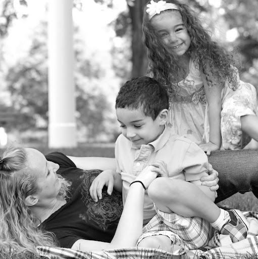 Stephanie Oakes Photo 8