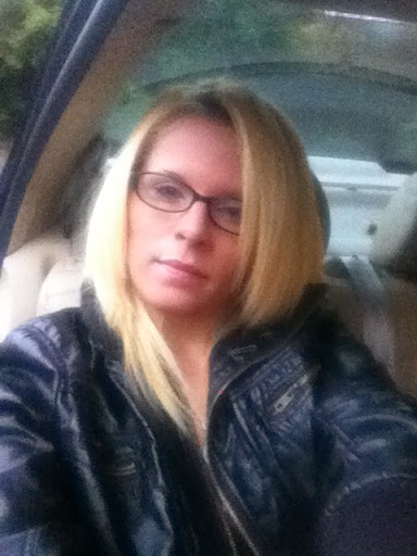 Jennifer Bechtel Photo 8