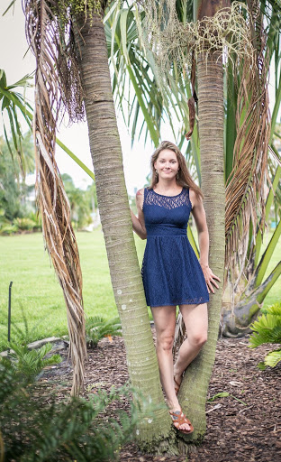 Jessica Thomas Photo 33