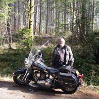 Lloyd Robbins Photo 7
