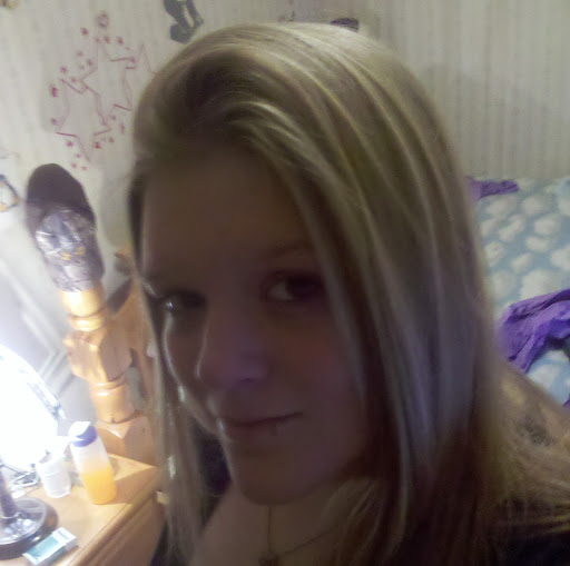 Christine Little Photo 11
