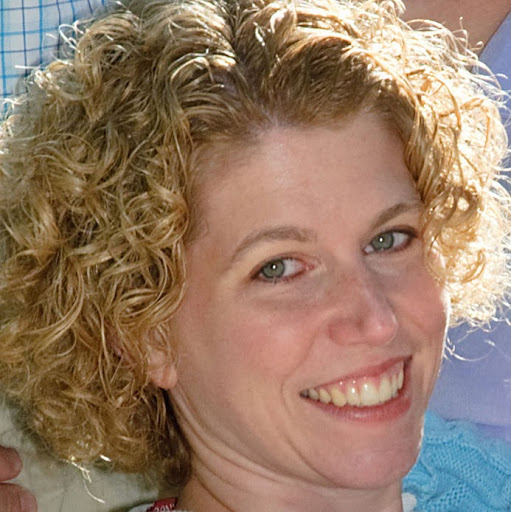 Jennifer Hudak Photo 13