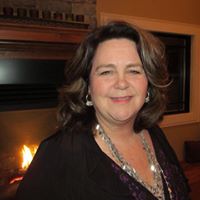Meg Hudson Photo 19