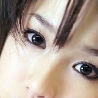 Ling Zhao Photo 7
