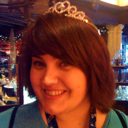 Kimberly Welch Photo 30