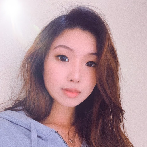 Amy Xu Photo 21