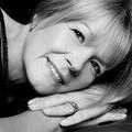 Tracey Downing Photo 26