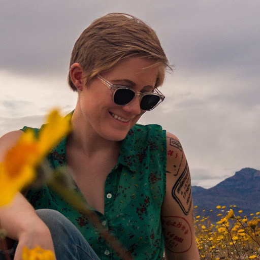 Becky Robison Photo 9
