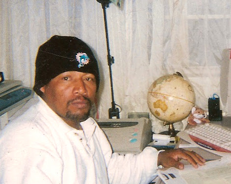 Henry Stevens Photo 45