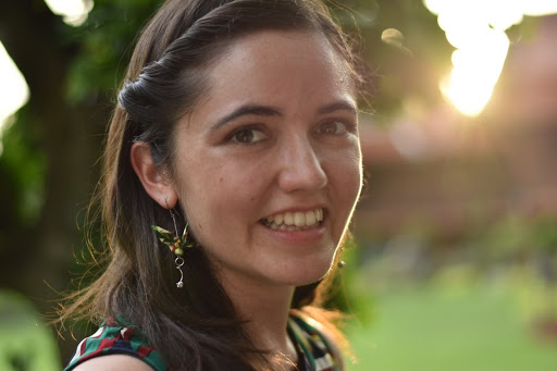 Julia Stevens Photo 42