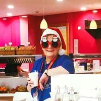 Elizabeth Wiseman Photo 35