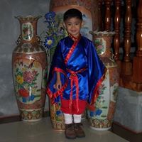 Adrian Mendoza Photo 25