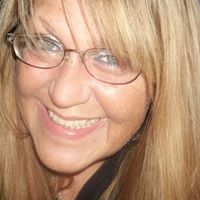 Stephanie Phillips Photo 20