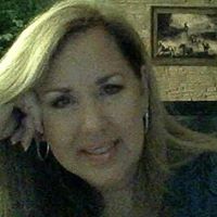 Jennifer Roach Photo 34