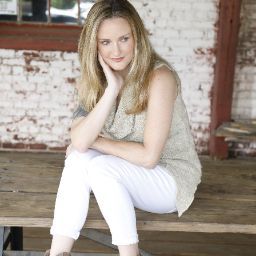 Kathryn Ward Photo 24