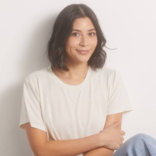 Adriana Parada Photo 27