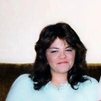 Laurie Hackett Photo 27