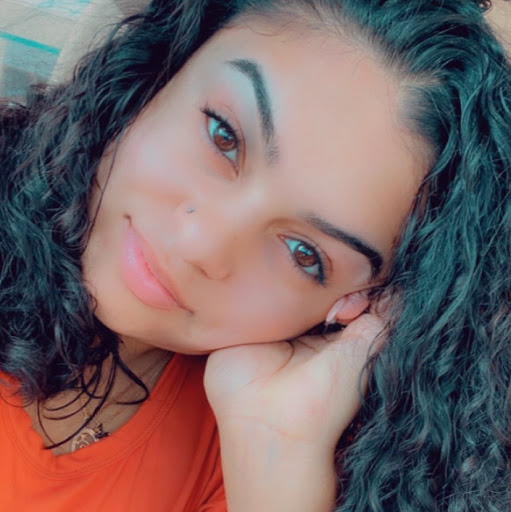 Danielle Delgado Photo 6