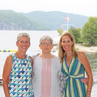 Betsy Johnson Photo 27