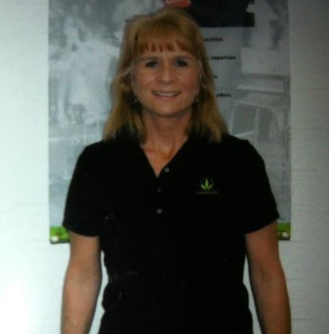 Jennifer Jewell Photo 21