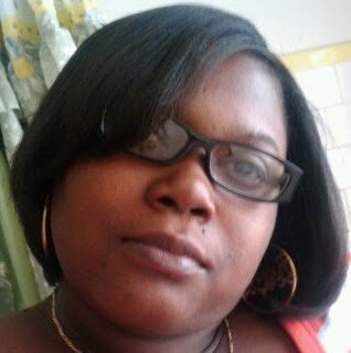 Renee Williams Photo 21