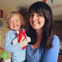 Julie Cavan Photo 5