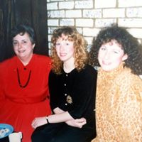 Julie Swift Photo 16