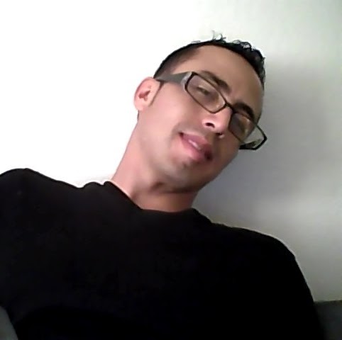 Alejandro Bravo Photo 15