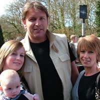 Suzanne Holmes Photo 39