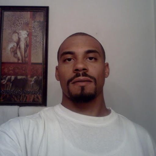Aaron Fields Photo 35