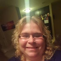 Jennifer Loucks Photo 18